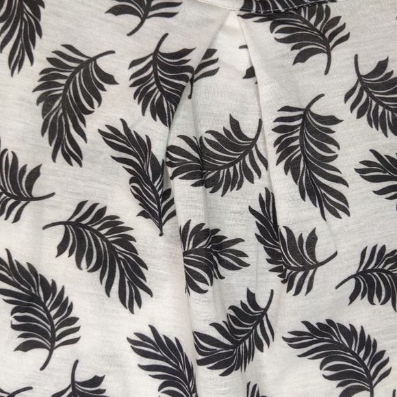 H&M Conscious Palm Leaf Tank Top, Large - Picture 4 of 6